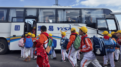 氢电双擎驱动未来！易通时代携手苏州金龙打造首都绿色旅运新标杆