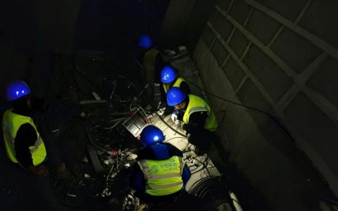 中移铁通山西大同分公司在修路“战场”上尽显通信守护之光