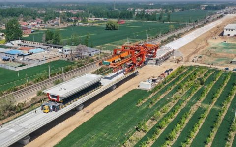 雄商高铁梁山至郓城段箱梁架设完成