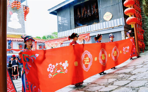 五一出游新爆款！绵阳九皇山羌风野趣双体验，强势领跑黄金周