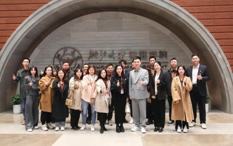 8年翻6倍，年销30亿+的母婴护肤龙头袋鼠妈妈的“高增长”密码