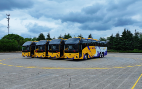 张家界首批苏州金龙13米大运力新V系客车正式上新！