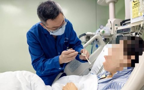 千万别误当感冒！医生：这种喉咙痛，十几分钟就可能要命……