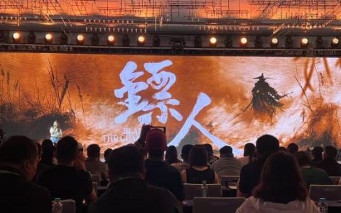 李连杰时隔14年出演《镖人》电影：搭档吴京、袁和平