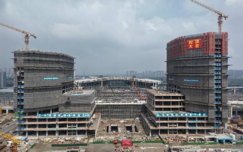 主楼封顶！合肥西站建设迎来重要进展