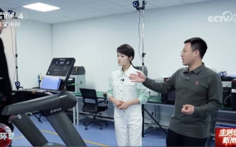 外骨骼机器人测试员：让“硬科技”学会与人同步