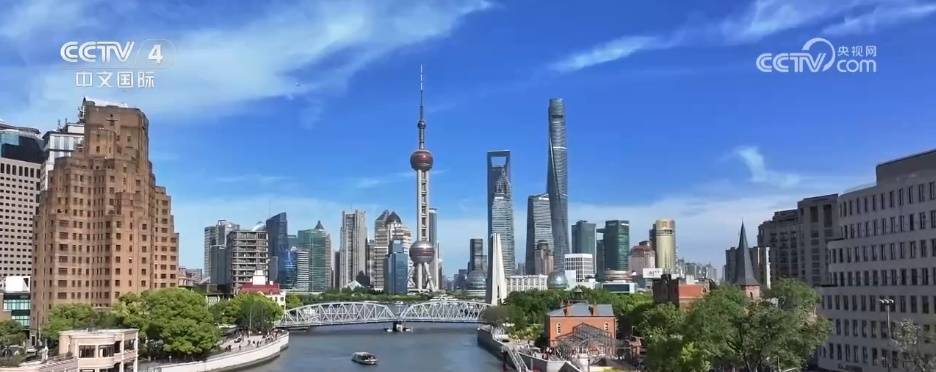 带娃上班两不误 “生育友好”可感可及 新政策与新业态实现“一拍即合”