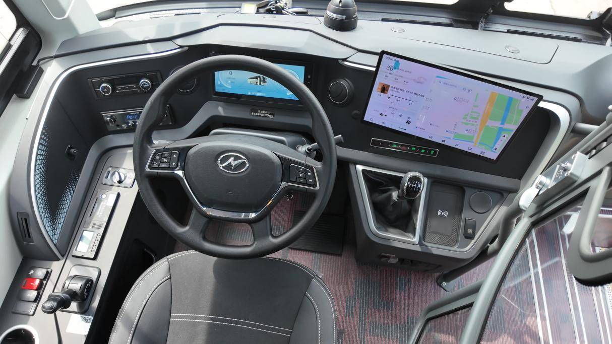 打造湾区高端出行样本！苏州金龙新V系助推中旅交通服务能级跃升