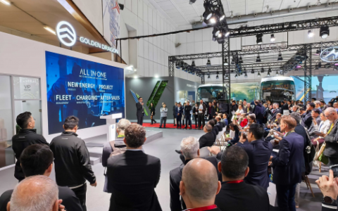 致敬每一程跨越山海的抵达！金旅豪华电动大巴亮相比利时客车展