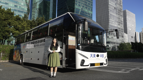 深港联动高端出行标杆！苏州金龙新V系打造湾区文旅“新名片”