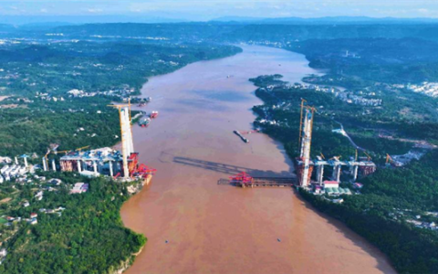 253米！世界最高双联主塔在渝封顶