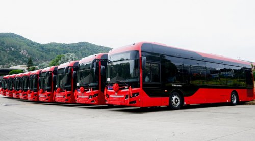 实力圈粉欧洲！金旅天然气公交批量远销塞尔维亚