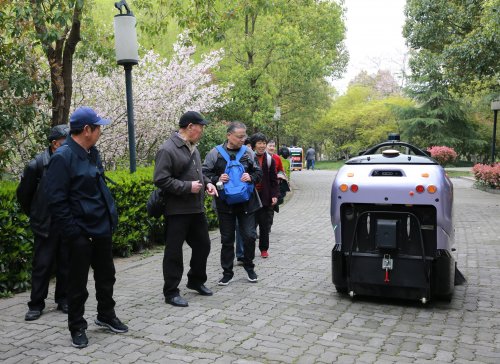 再获国家级奖项！苏州金龙无人驾驶扫地车获中国外观设计优秀奖