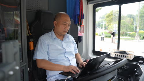 擎动湾区，共襄盛举！超200台苏州金龙海格客车护航第十五届全运会