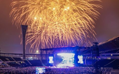 国际天后收官巡演点亮椰城夜空 青岛纯生助力自贸港封关前夕文旅盛宴