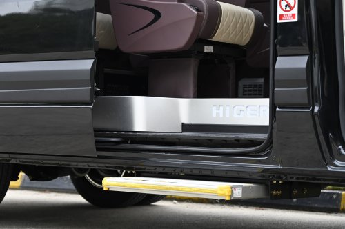 焕新升级智能座舱！苏州金龙新款睿星轻客重新定义“全员头等舱”