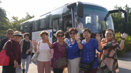 绿动自贸港 悦享新体验：苏州金龙助力康志客运领航海南入境高端游