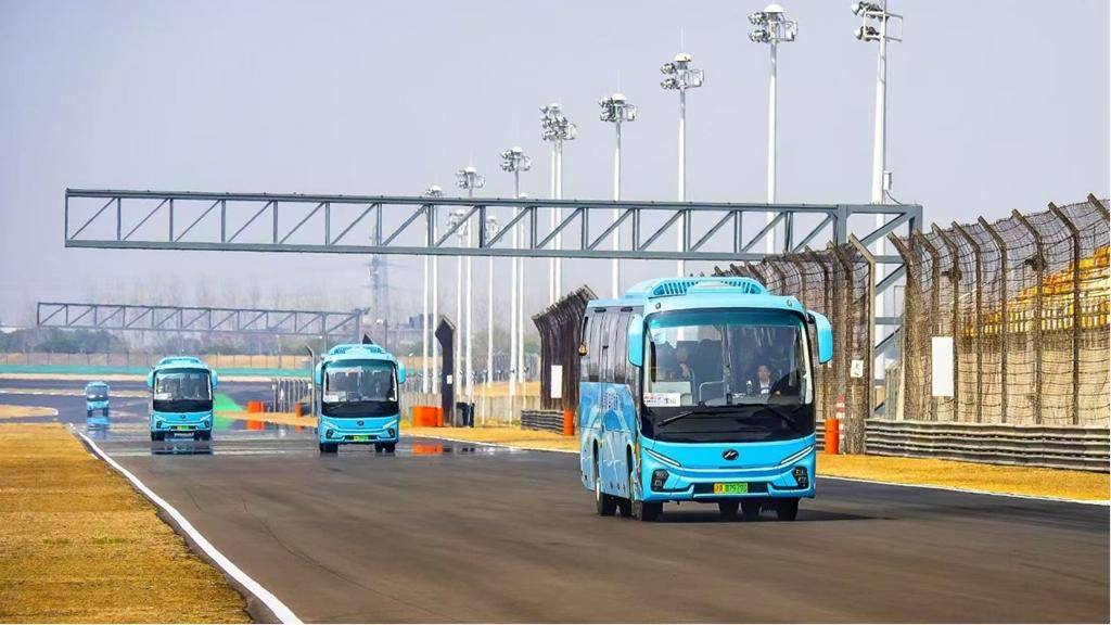 疾速背后,必有笃行!苏州金龙海格新V系圆满护航F1中国大奖赛插图4 图片5.jpg