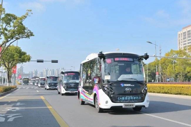 央视聚焦自动驾驶加速“上路”，苏州金龙领跑智慧出行新时代插图2