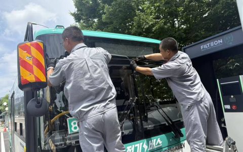 战高温，斗风沙——苏州金龙客车海外服务的“极限温度测试”